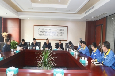 平湖市副市长管立松一行光临佰利乐纸业慰问高端人才