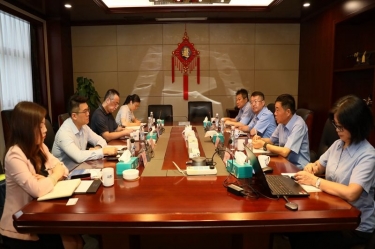 中国进出口银行浙江省分行行长彭豪一行光临佰利乐纸业发展银企高层座谈活动